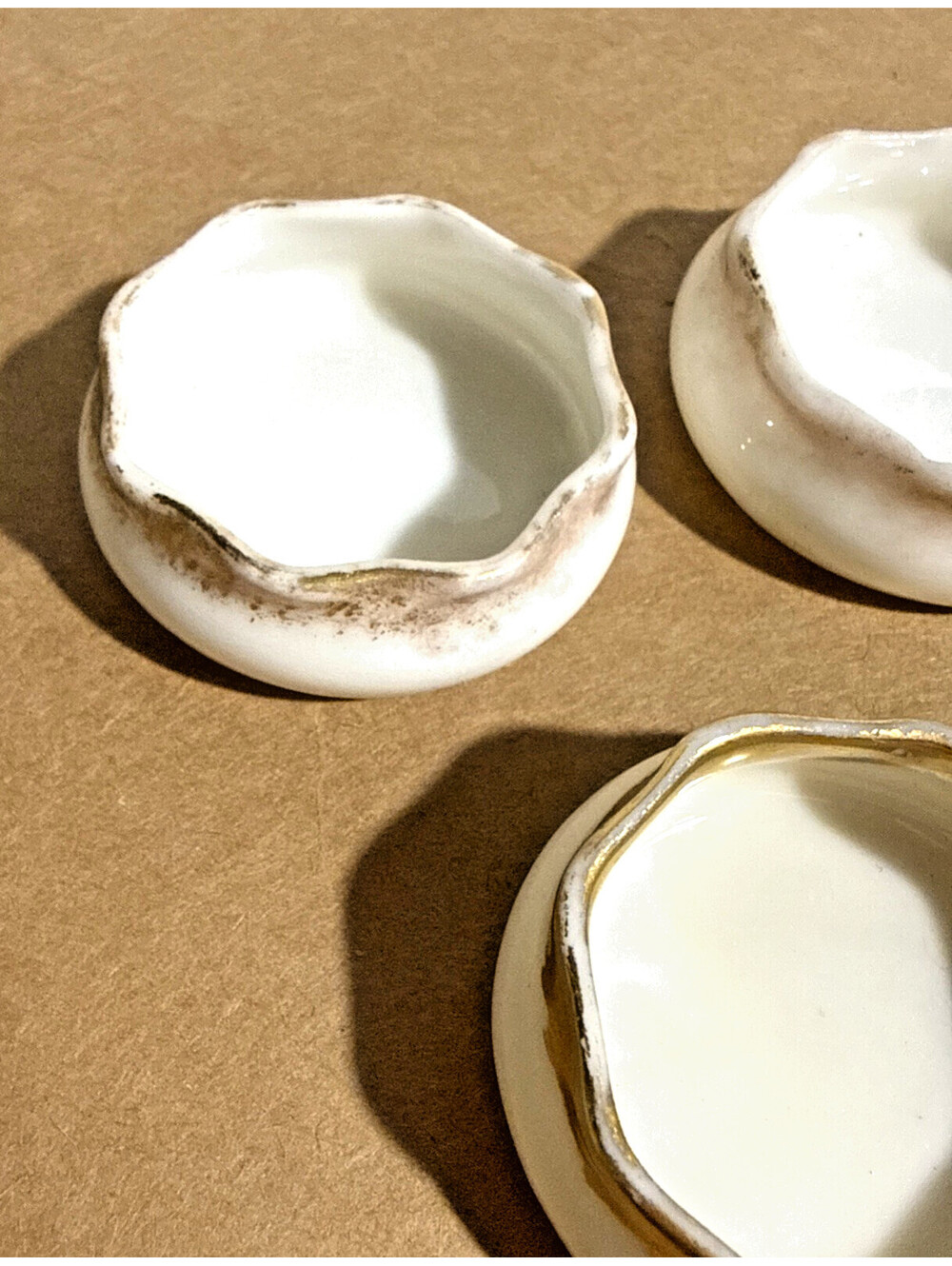 Vintage Belleek Open Salt Dish 5pc Set White Porcelain with Gold Rim - Picture 2 of 9